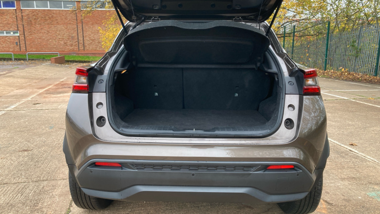 Nissan Juke 1.0 DiG-T 114 N-Connecta 5dr DCT Petrol Hatchback